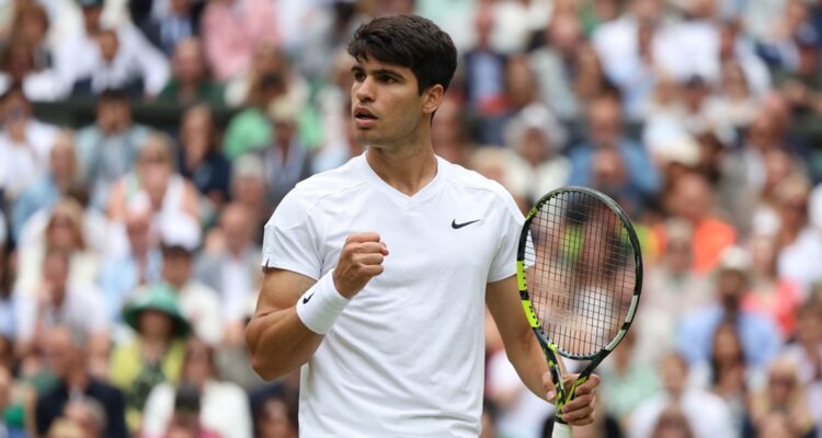 Carlos Alcaraz avanzó a la final de Wimbledon.