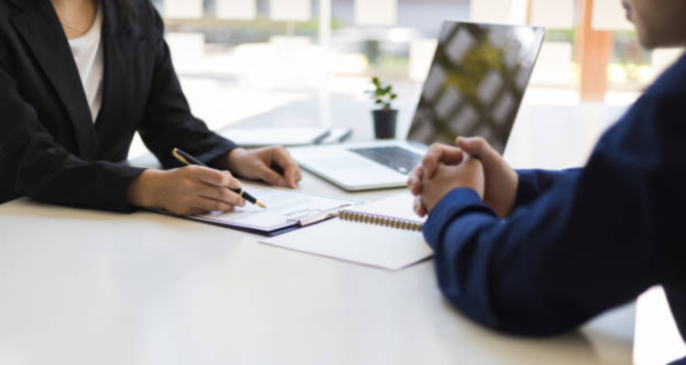 Cinco frases que consultor de tecnología está “harto de escuchar” de sus empleados
