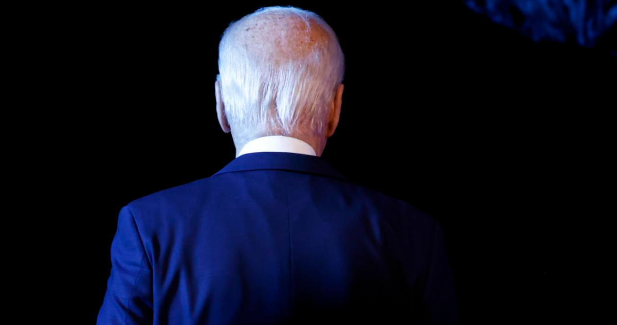 Cercanos a Joe Biden aseguran que estaría considerando bajarse de candidatura presidencial