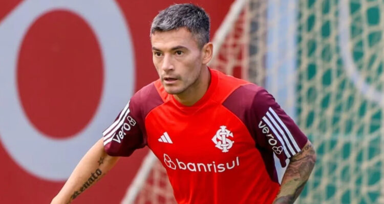 Charles Aránguiz Internacional