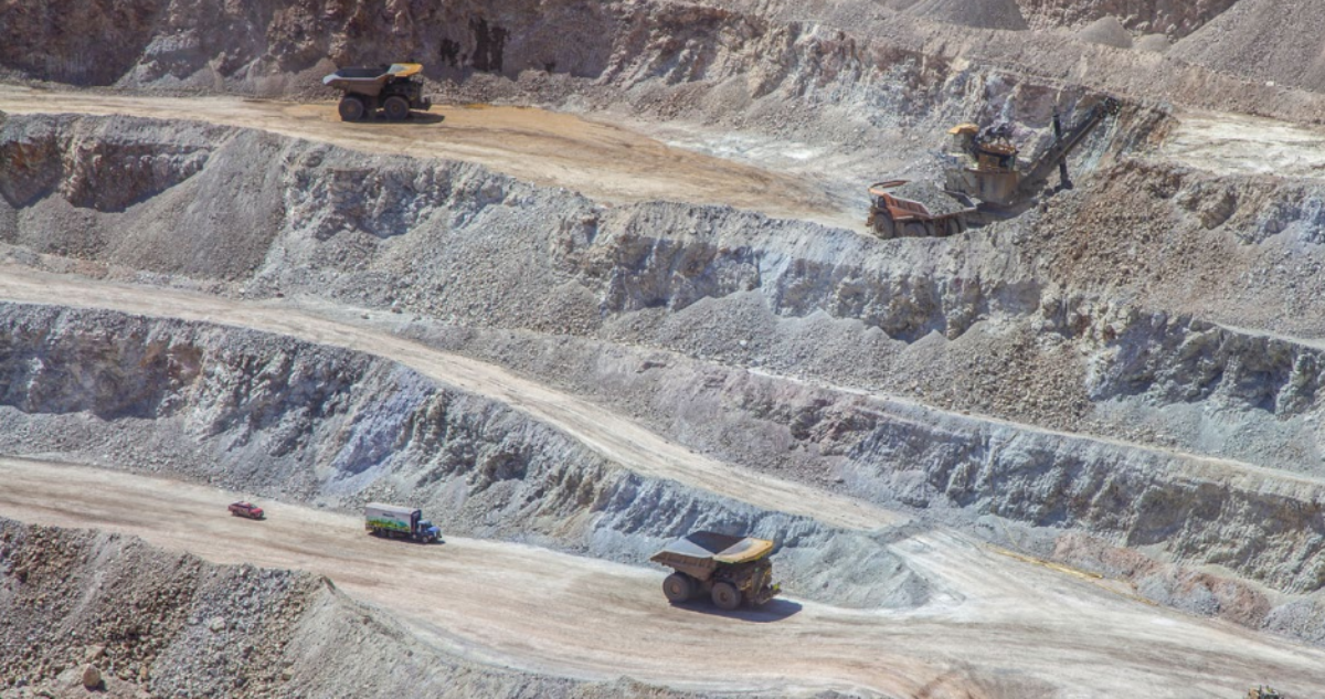 Un “préstamo verde”: Codelco consigue crédito en un banco francés para avanzar en su descarbonización