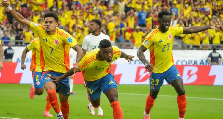Colombia goleó a Panamá por Copa América.