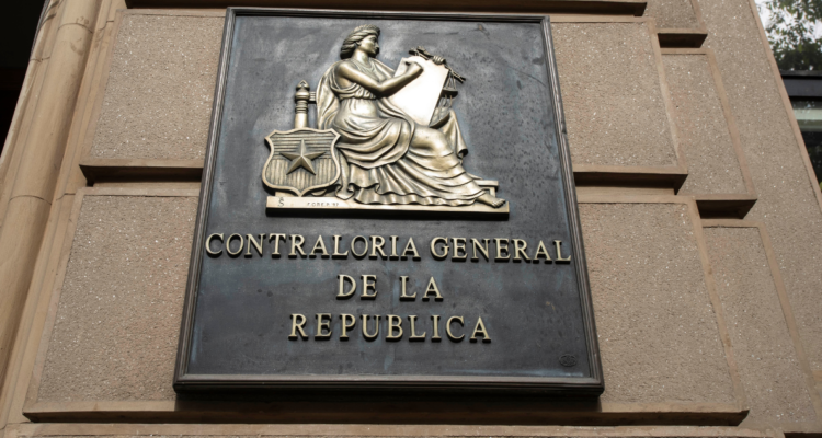 Frontis de Contraloría por destitución de tres funcionarios del GORE Los Lagos