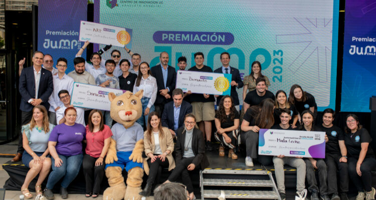 Programa ofrece $40 millones en premios para emprendimientos universitarios