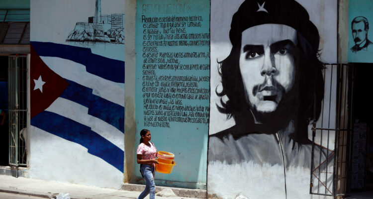 El Gobierno cubano intervendría el precio de seis productos básicos en medio de crisis en la isla