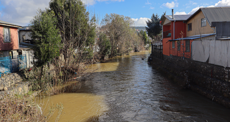 Imagen de Curanilahue tras desborde de río