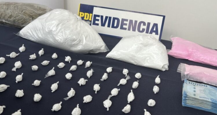 Cae banda familiar dedicada al tráfico de drogas en Panguipulli: se incautaron dos vehículos y dinero