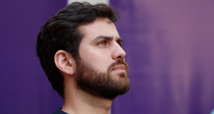 Ibáñez dice que Boric podría recibir a migrantes venezolanos por razones políticas, sociales y de DDHH