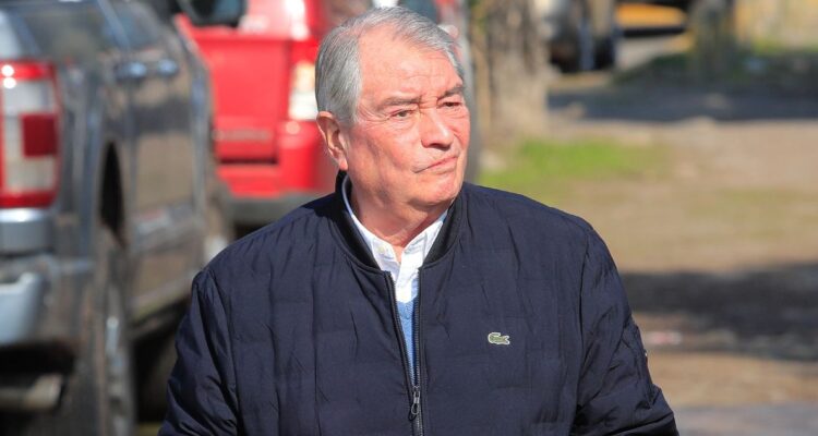 Tribunal descarta prisión preventiva para Eduardo Macaya y queda con arresto domiciliario total