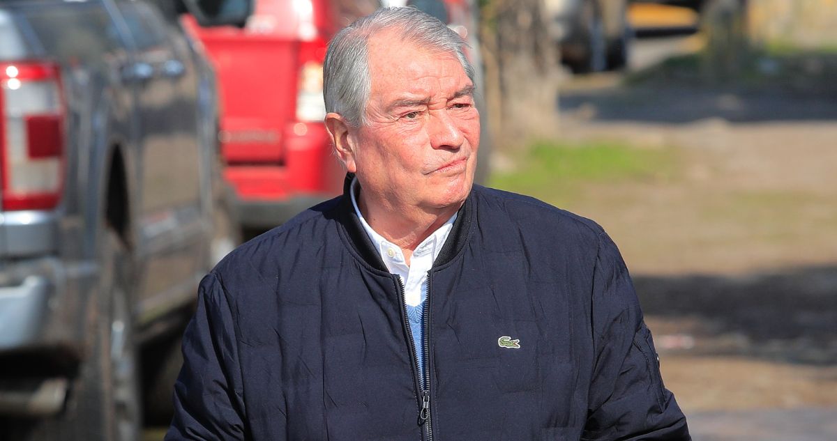 Tribunal descarta prisión preventiva para Eduardo Macaya y queda con arresto domiciliario total