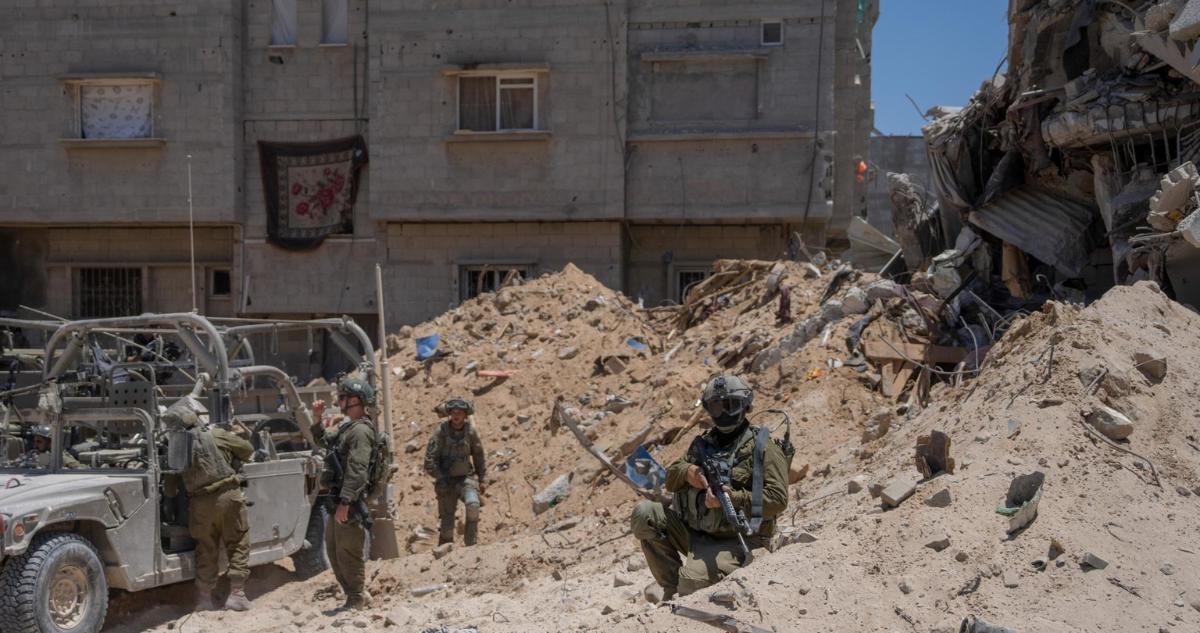 Periodistas fotografían la ciudad de Rafah destruida