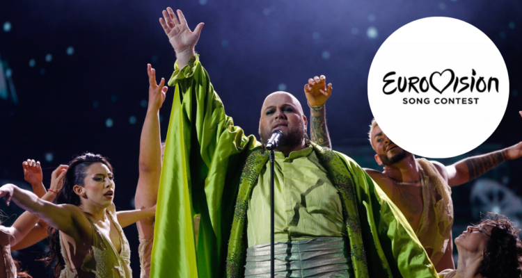 Enrique Ramil, cantante español ganador del Festival de Viña 2024