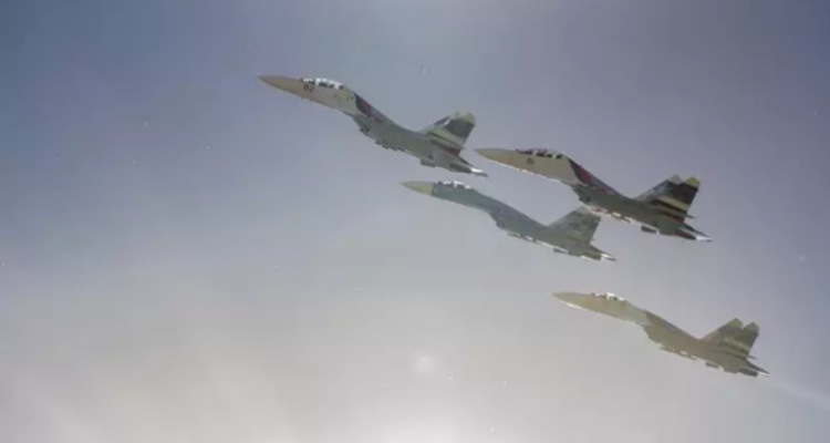 Rusia intercepta a un avión estratégico y dos cazas de la Fuerza Aérea británica sobre el mar Negro