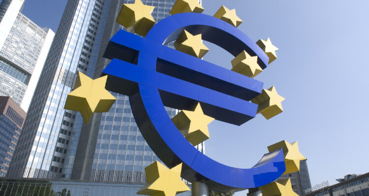 La economía de la eurozona logra contrarrestar la contracción de Alemania y crece más de lo previsto