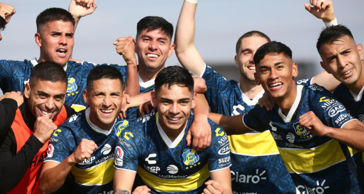 Everton golea a Palestino en Campeonato Nacional y roza puestos de copas internacionales