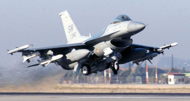 Imagen de archivo de un F-16