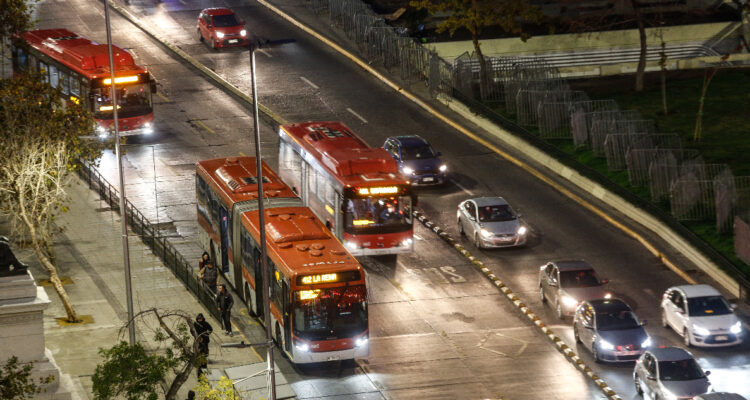 transporte publico en santiago y el resto del país