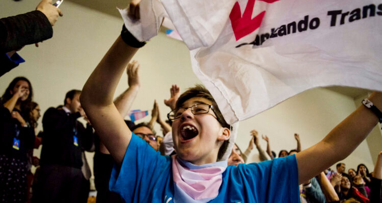 bloqueadores para niños trans