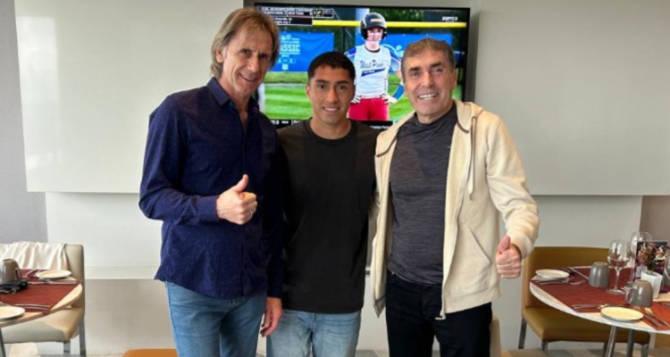 Gareca inicia con Cabral gira de visita a jugadores de La Roja: Eliminatorias vuelven en septiembre