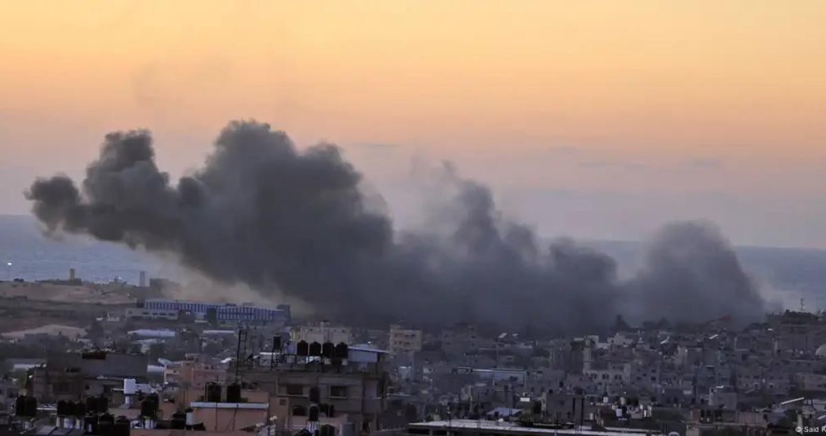 Imagen de contexto de un ataque en Gaza