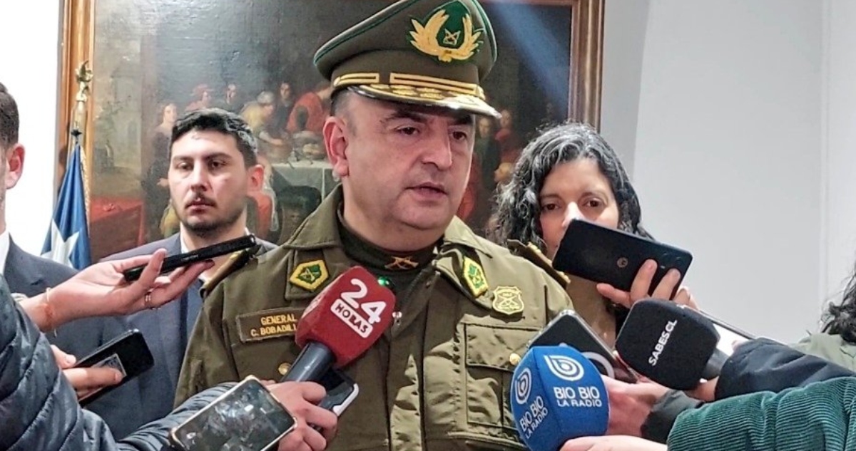 General Bobadilla explica por qué oficial que irá a juicio por apremios sigue en su cargo en San Pedro de la Paz