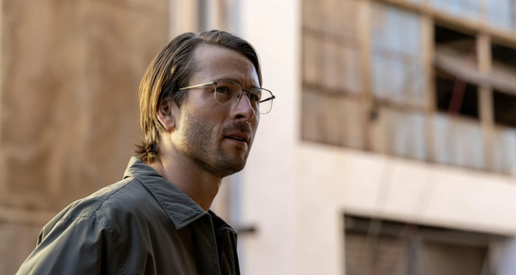 Glen Powell en Hitman | IMDb