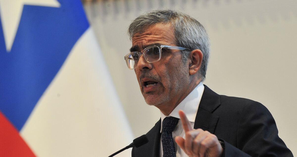Gobierno confirma polémica cárcel de alta seguridad en “barrio penitenciario” de Santiago