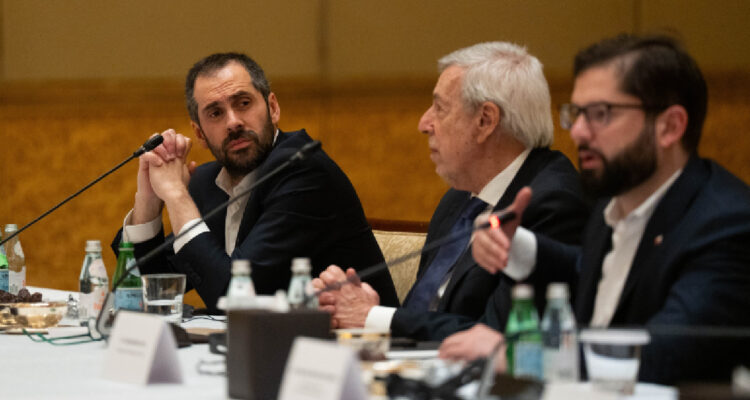 Intensa agenda de negocios marca presencia del Ministro de Economía, Nicolás Grau e InvestChile en Emiratos Árabes Unidos