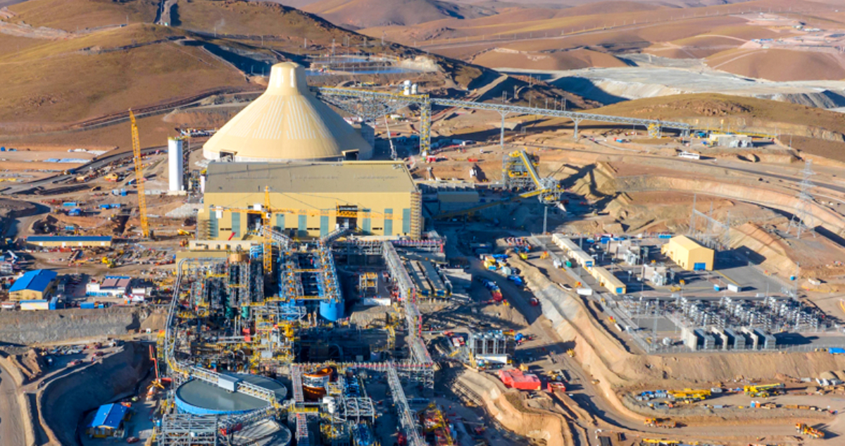 Gremio de la Pequeña Minería pide al Presidente Boric “corregir” venta de 10% en Quebrada Blanca