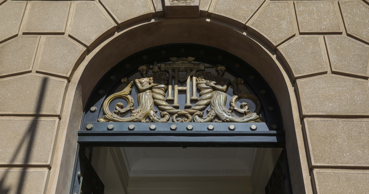 Ministerio de Hacienda informa que finalizó colocación de bonos por $2.100.000 millones