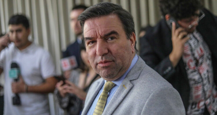 imagen archivo del director del SII, Hernan Frigolett