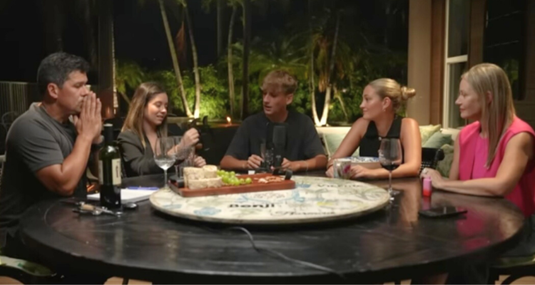 En el primer episodio del programa familiar, “Tenemos que hablar”, de la familia Araneda – Vacarezza, estrenado el pasado domingo, Vicente, el hijo mayor, contó un angustiante momento que vivó en un partido de fútbol.