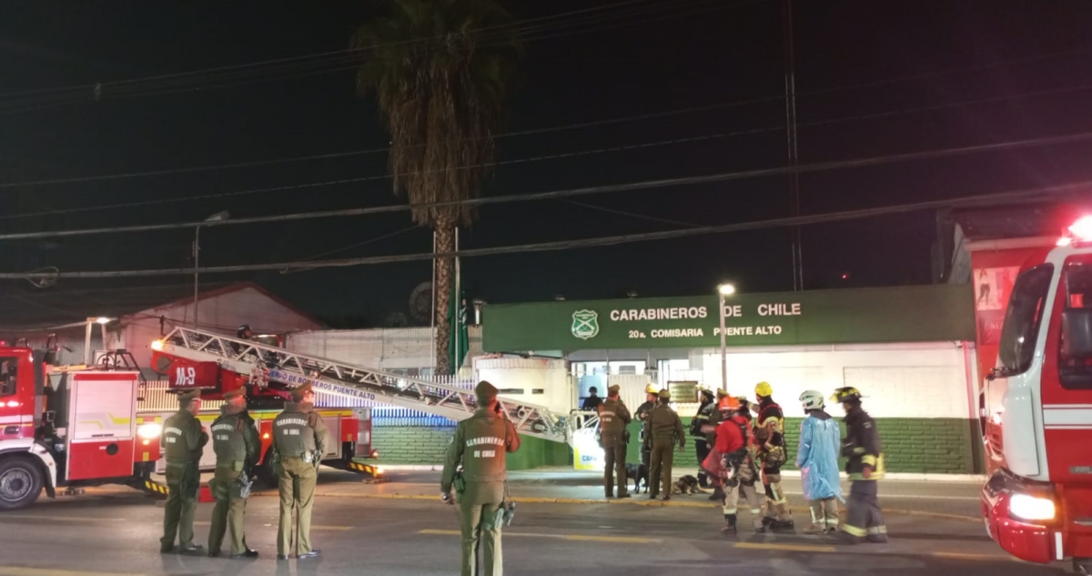 Hombre muere tras subirse a la antena de una comisaría en Puente Alto