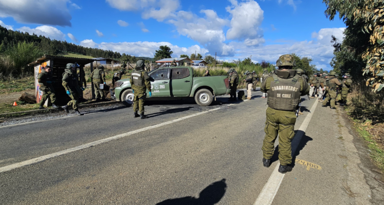 Reconstrucción de escena por homicidio de carabineros en Cañete