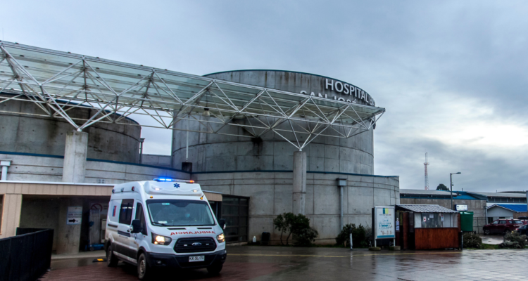 Frontis de Hospital de Osorno por denuncia de agresión