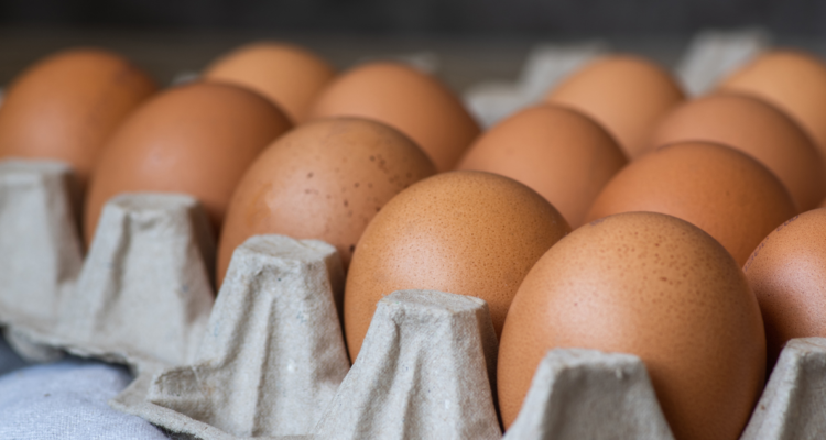 Este error común al almacenar huevos podría tener graves consecuencias para la salud