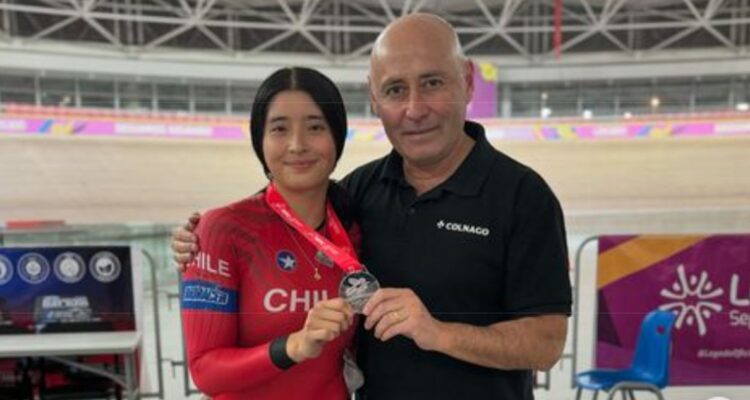Javiera Mansilla llegó al número uno del mundo en ranking junior de la UCI.