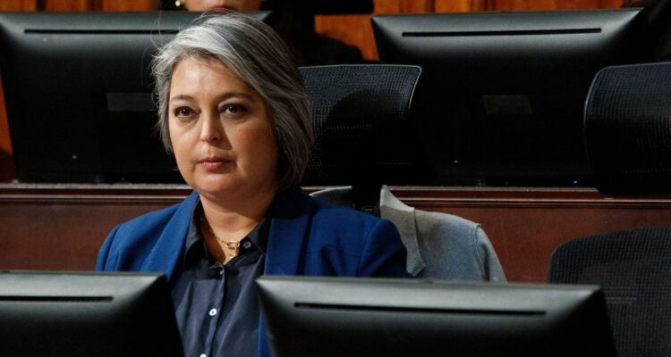Ministra Jara cuestiona a las AFP: “No puede ser que el país esté secuestrado por un grupo económico”