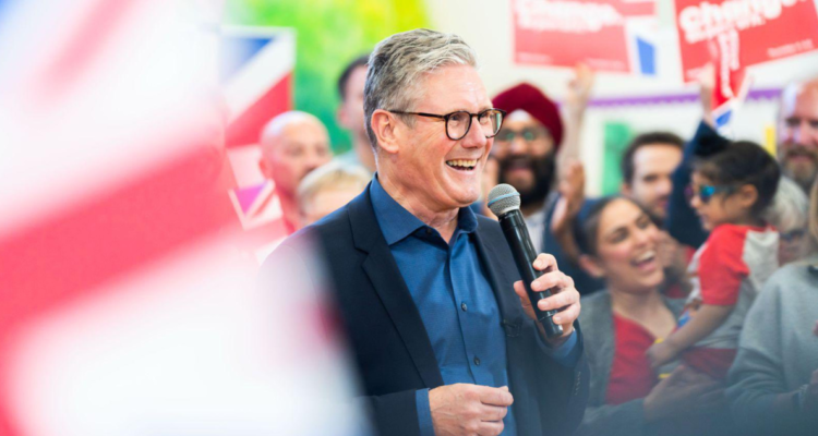 Reino Unido: laboristas sepultan a conservadores tras 14 años de gobierno, según primeros sondeos