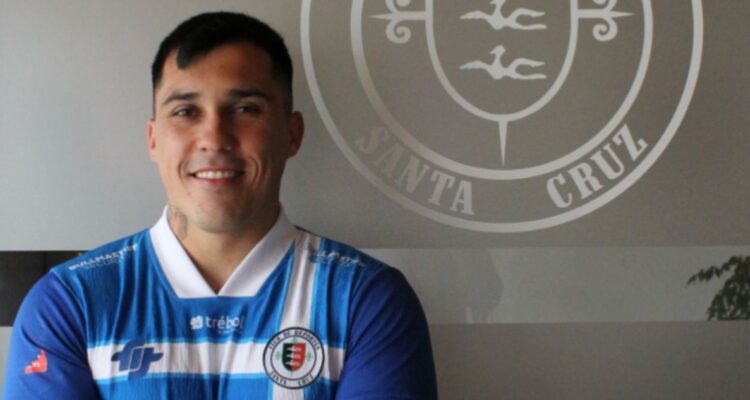 Kevin Medel, baja de Santa Cruz ante Colo Colo en Copa Chile