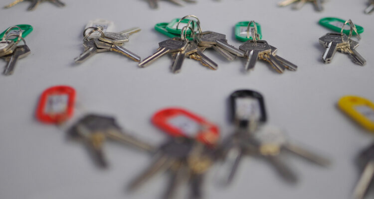 Hay más de un centenar de reclamos: Así operan firmas que ofrecen “gestión hipotecaria” y piden dinero