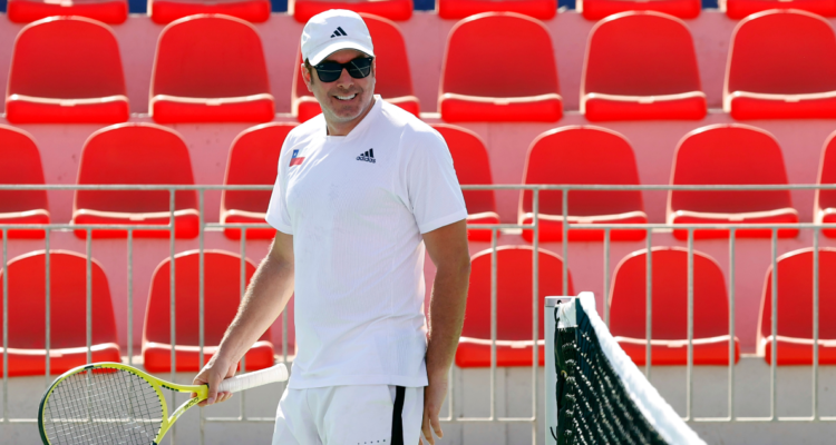 Nicolás Massú recuerda a Marcelo Ríos para arengar a tenistas nacionales en Juegos Olímpicos