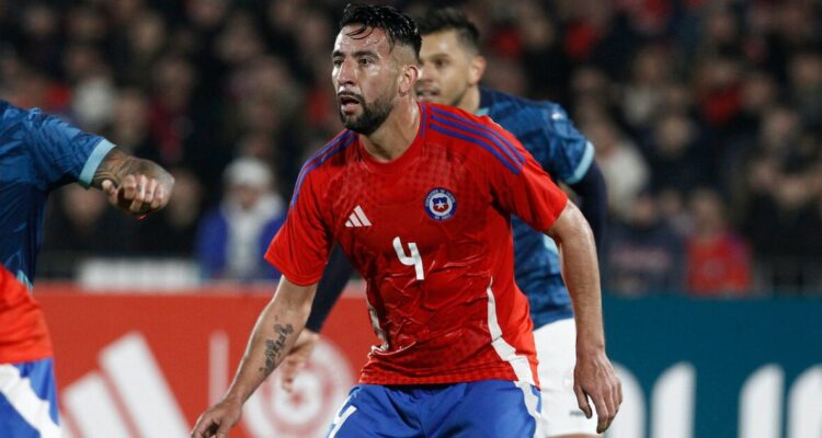 Mauricio Isla Colo Colo