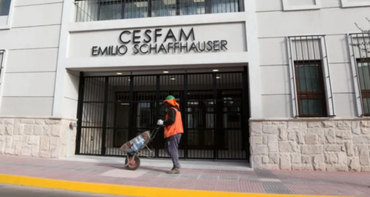 Médico intentó incendiar un Cesfam en La Serena: Mantiene antecedentes penales y sigue prófugo