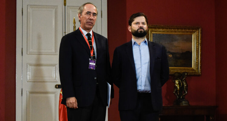 Mewes dice que Boric “ha ido cambiando” y reitera que empresarios ven seguridad país previo a invertir