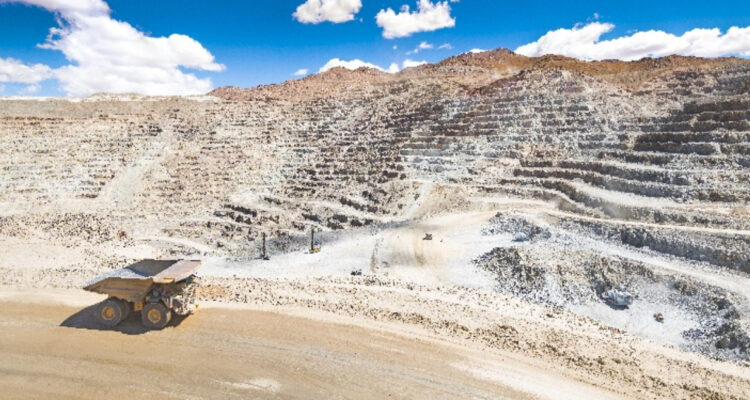 Empresa anuncia mega inversión de US$7.500 millones para extender vida útil de la mina El Abra