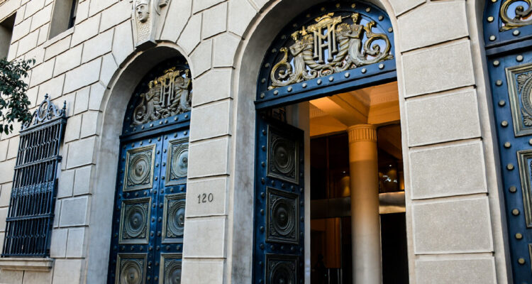 Frontis Ministerio de Hacienda