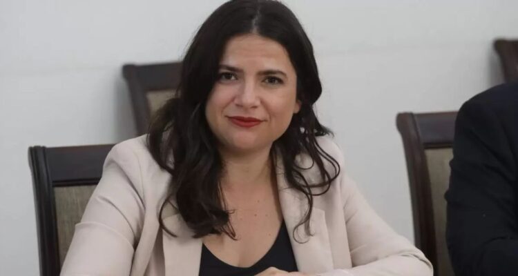 Desde oposición piden a ministra Orellana “no guardar silencio” ante situación de mujeres en Venezuela