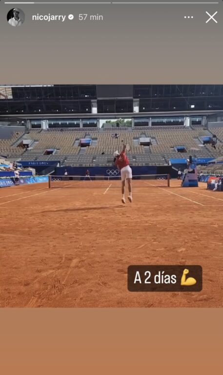 Nicolás Jarry entrenando con Novak Djokvic.