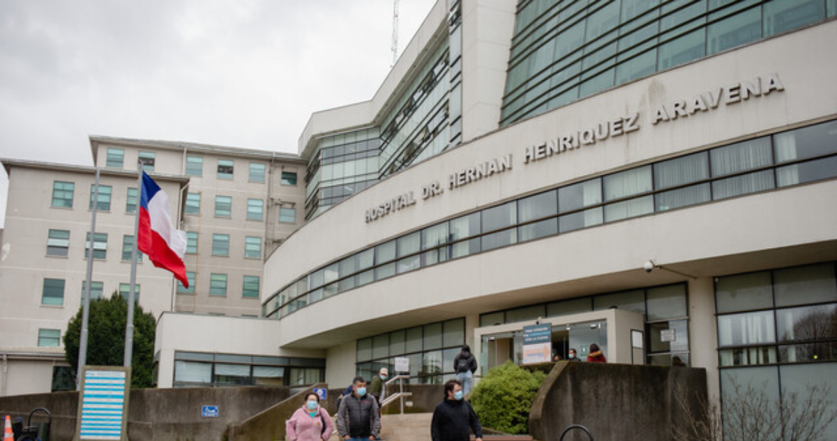 Renuncia de director de Hospital de Temuco en medio de cuestionamientos tras sustracción de bebé